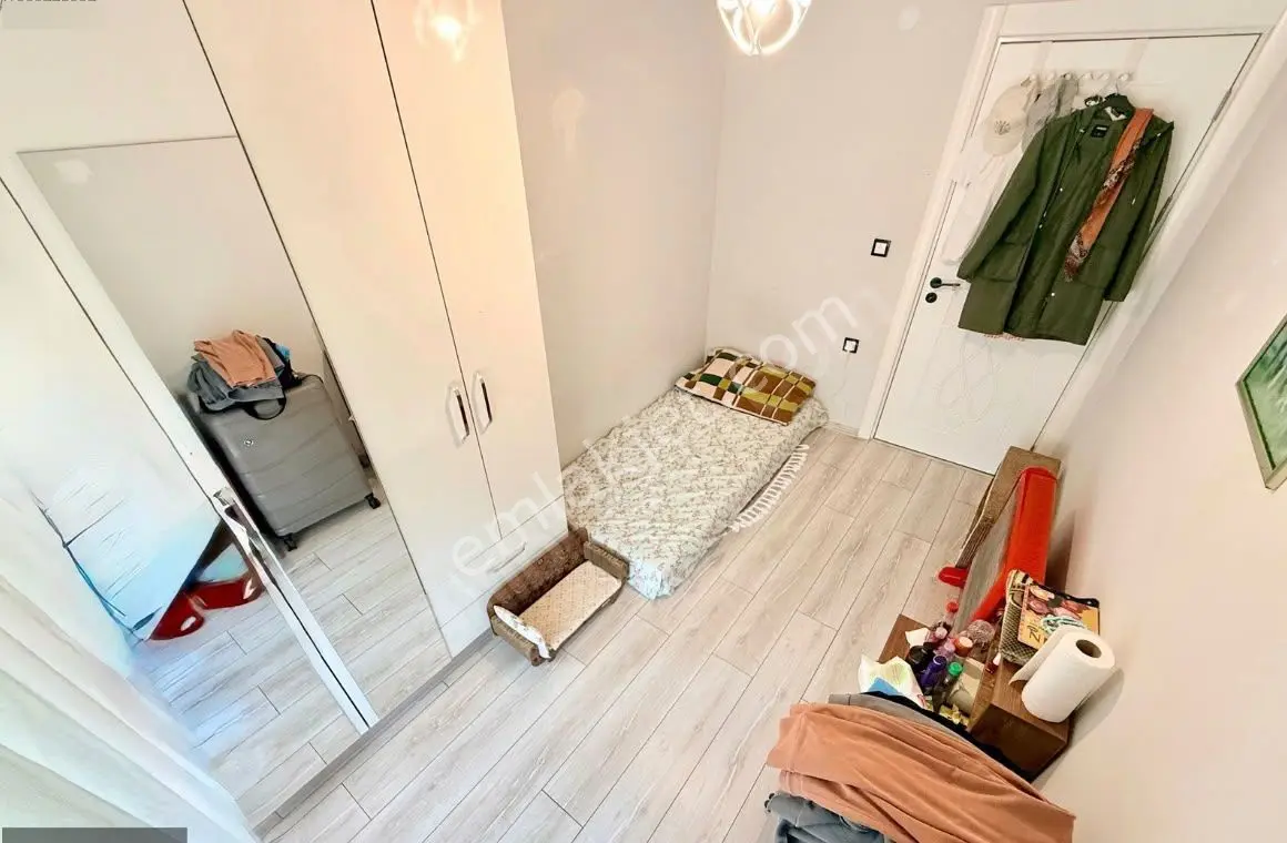 ⫸best Emlaktan⫷akçay'da 5 Yaşında Ayrı Mutfak Doğalgazlı Asansörlü Cam Balkonlu 2+1 Daire — fotoğraf 6