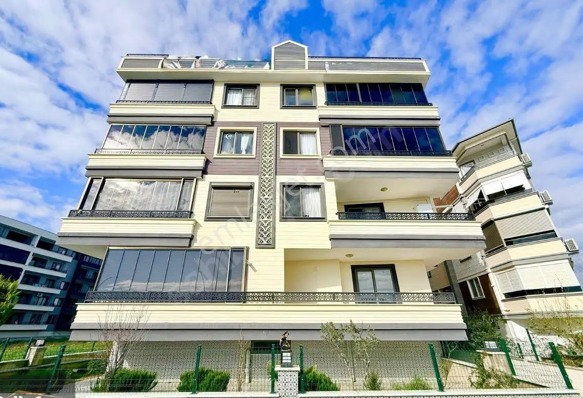 ⫸best Emlaktan⫷akçay'da 5 Yaşında Ayrı Mutfak Doğalgazlı Asansörlü Cam Balkonlu 2+1 Daire — fotoğraf 21