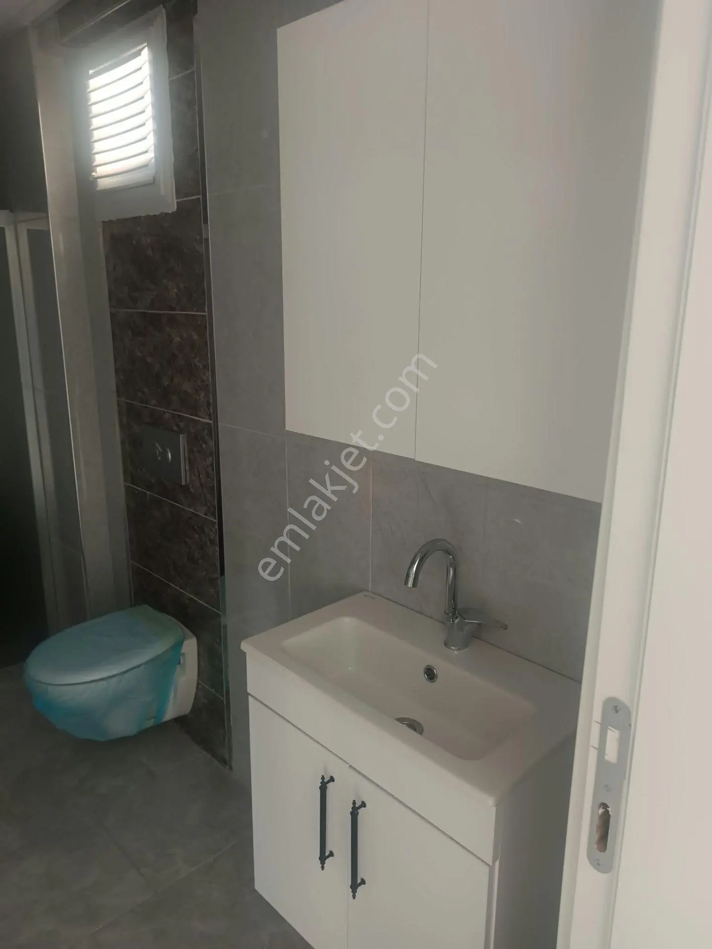 Yeni İnsaat Yeni 1+1 Satılık Daire — fotoğraf 5
