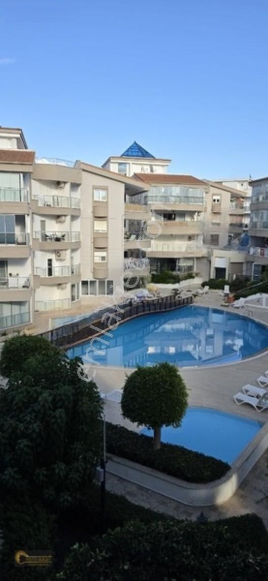 Side Site İçerisinde Güvenlikli Havuz Manzaralı Satılık Yazlık — fotoğraf 3