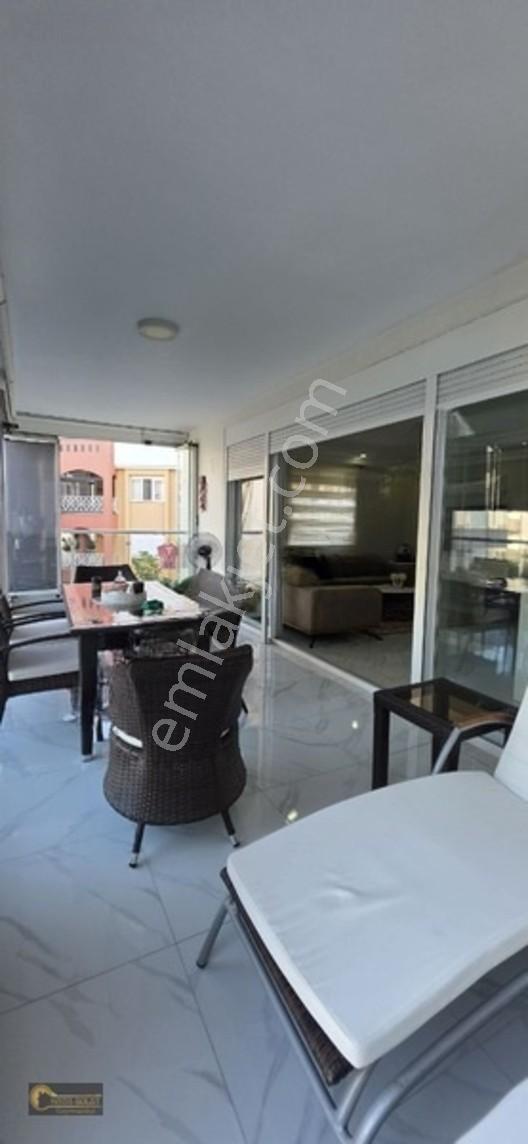 Side Site İçerisinde Güvenlikli Havuz Manzaralı Satılık Yazlık — fotoğraf 5