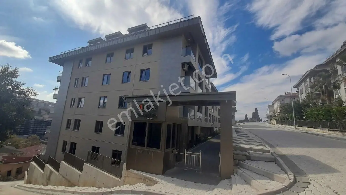 Çengelköy Meda Terrace Satılık 180 M2 4+1 Teraslı Dubleks Daire — fotoğraf 2