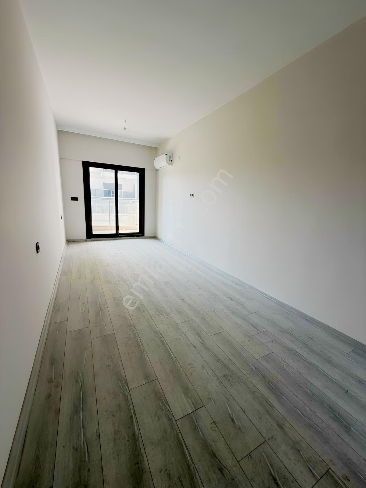 Ulukentte Satılık Daire 3+1 Lüks Site İçerisinde Havuzlu — fotoğraf 18