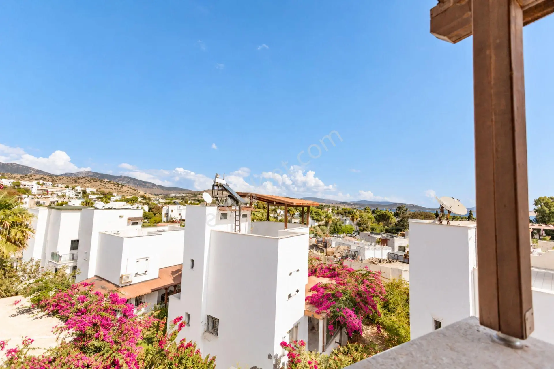 Bodrum Yahşi Beyaz Köşkler Sitesi'nde Denize Düz Ayak Yürüme Mesafesinde Tripleks — fotoğraf 27
