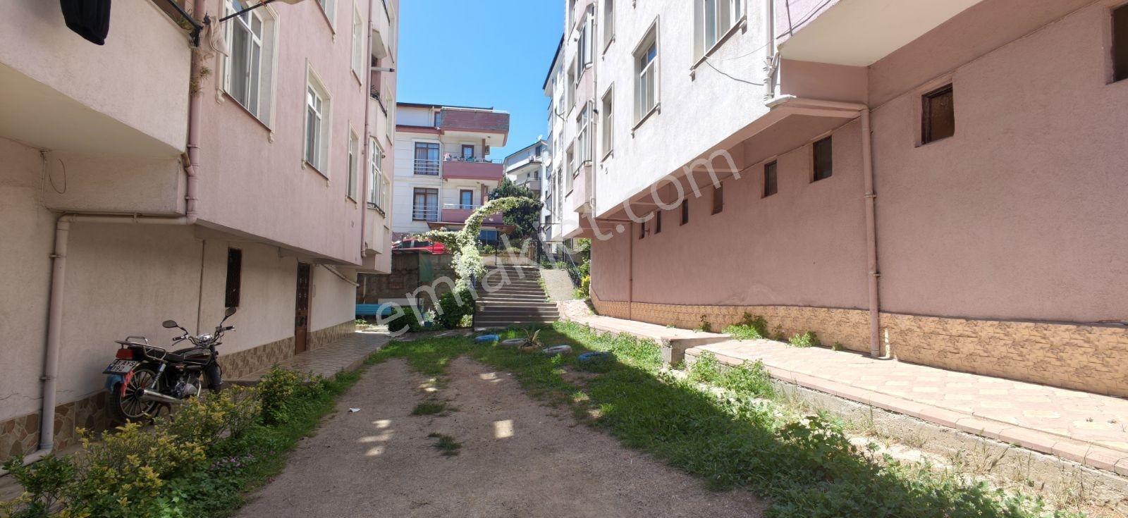Emlak Team - Derince Dumlupınar Mh'de Satılık 3+1 Daire — fotoğraf 7