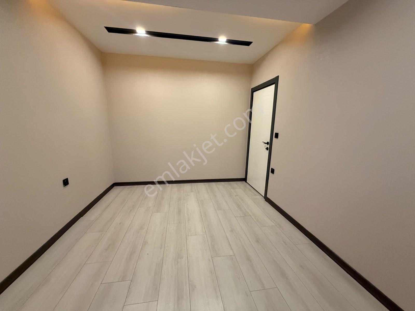 V.mendereste Tramvay Cadde Yakın 1+1 Ara Kat — fotoğraf 20
