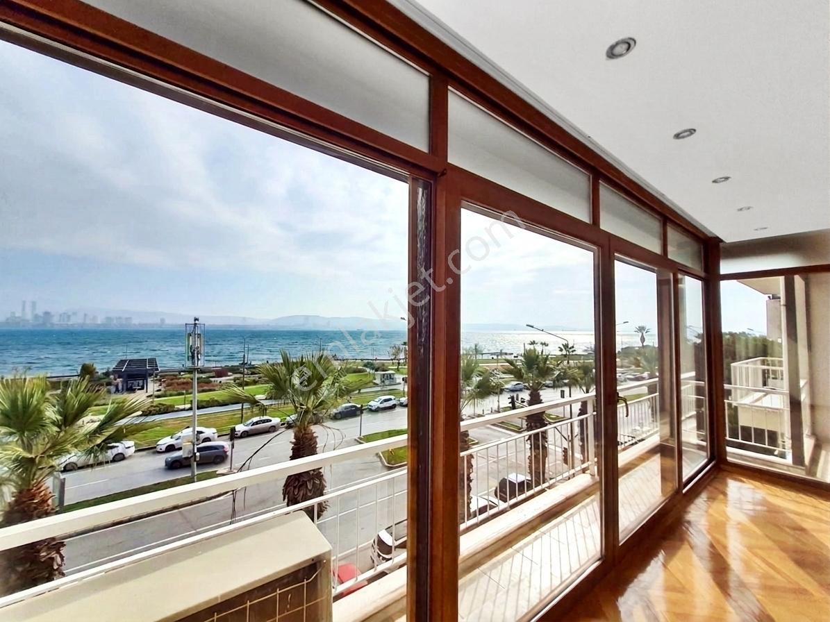 İzmir Karşıyaka Yalısında Full Deniz Manzaralı, Otoparklı 4+1 — fotoğraf 6