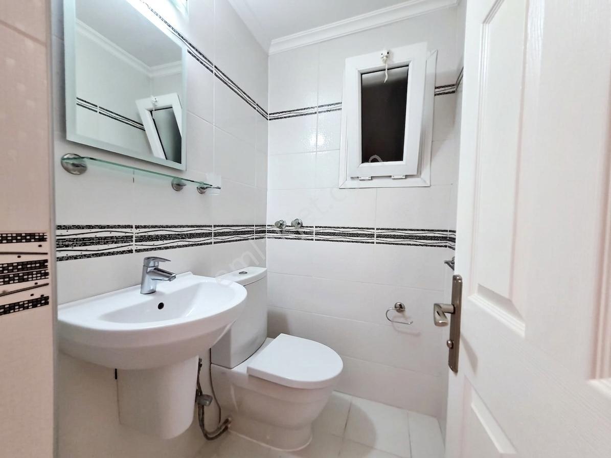 İzmir Karşıyaka Yalısında Full Deniz Manzaralı, Otoparklı 4+1 — fotoğraf 21