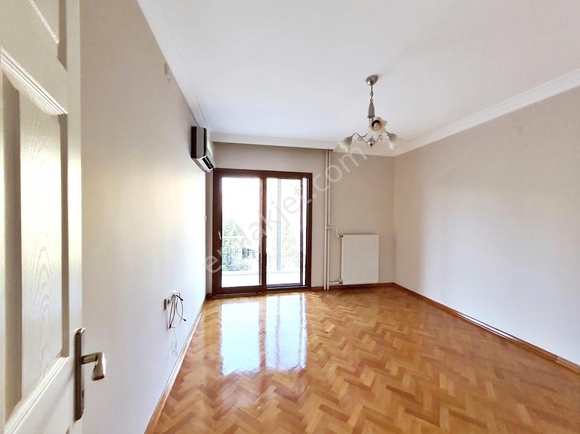 İzmir Karşıyaka Yalısında Full Deniz Manzaralı, Otoparklı 4+1 — fotoğraf 26