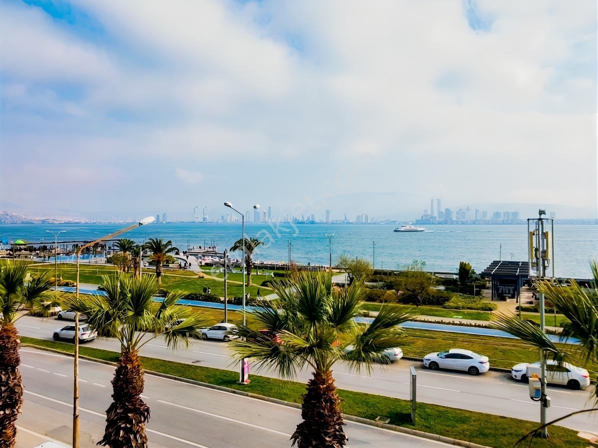 İzmir Karşıyaka Yalısında Full Deniz Manzaralı, Otoparklı 4+1 — fotoğraf 32