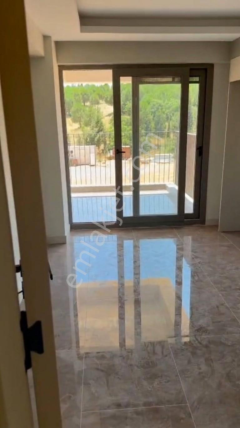 Acil Torbalı İzkoop Grand Pord Projesi 3+1 Satılık Daire — fotoğraf 8