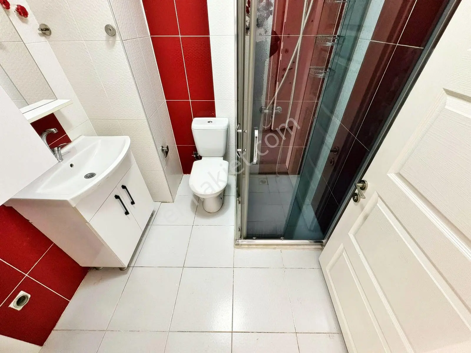 Aktiften Yetişen Alır Akçayda Satılık Yeni Genç Binada Yüksek Kredili 2+1 Daire — fotoğraf 27
