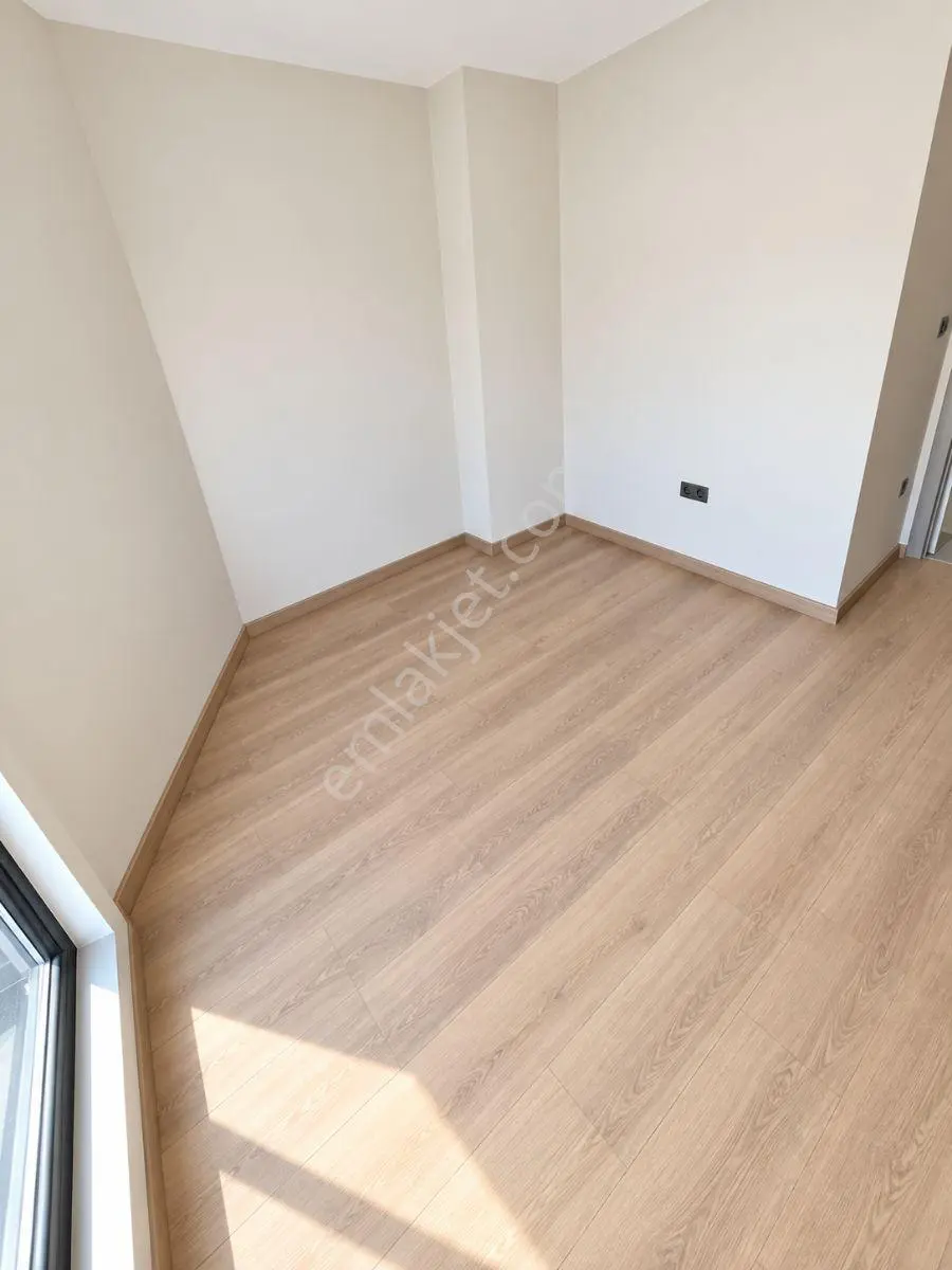 Yeni Yuvanız Sizi Bekliyor! Satılık 82 M² 2+1 Sıfır Daire — fotoğraf 4