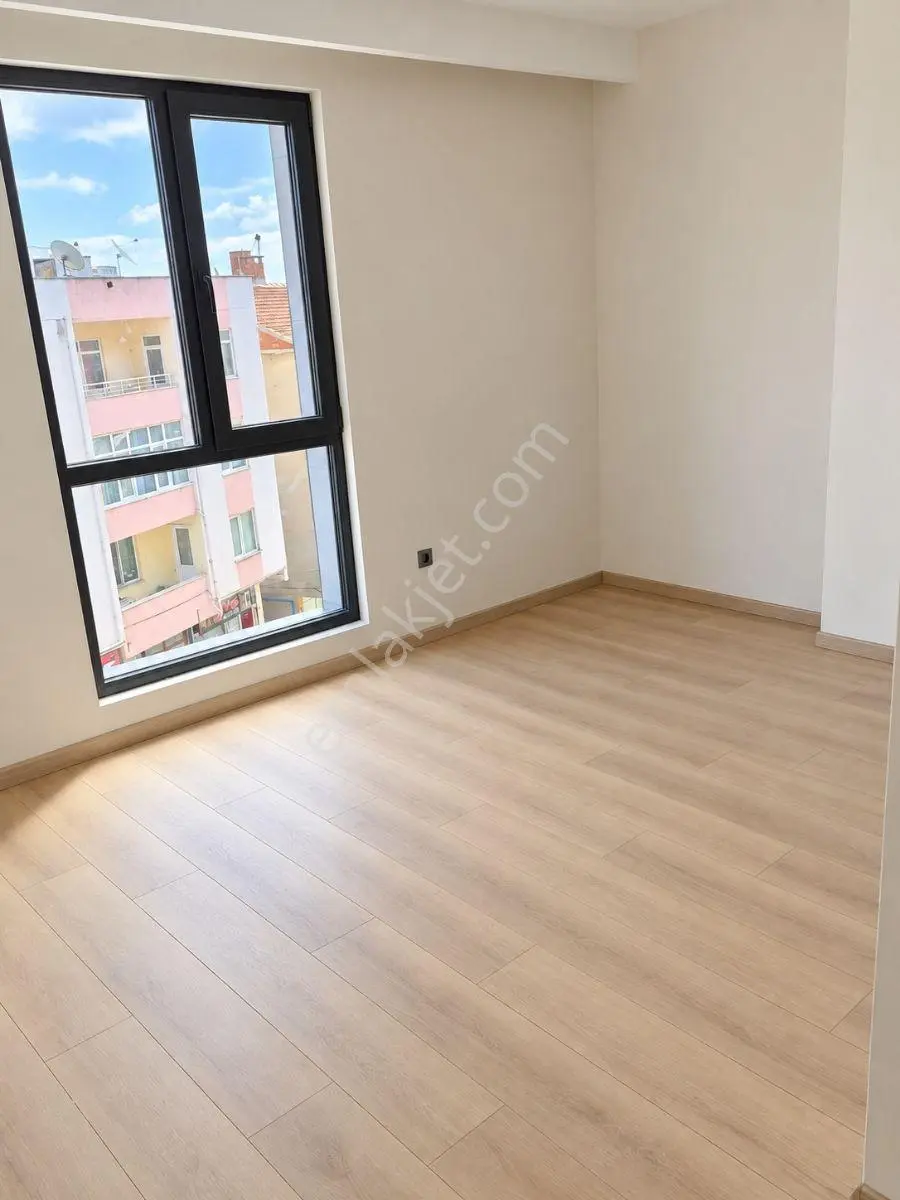 Yeni Yuvanız Sizi Bekliyor! Satılık 82 M² 2+1 Sıfır Daire — fotoğraf 10