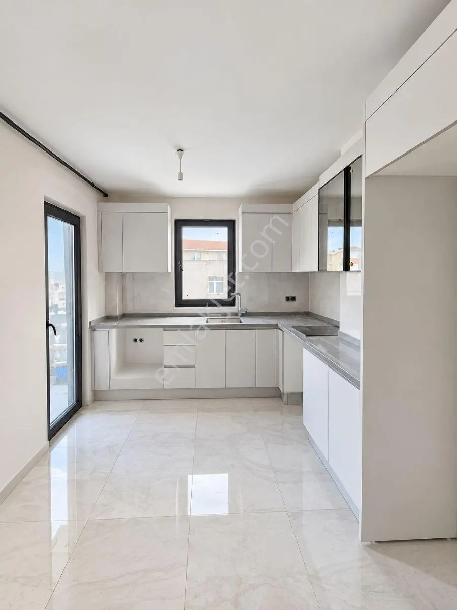 Yeni Yuvanız Sizi Bekliyor! Satılık 82 M² 2+1 Sıfır Daire — fotoğraf 12