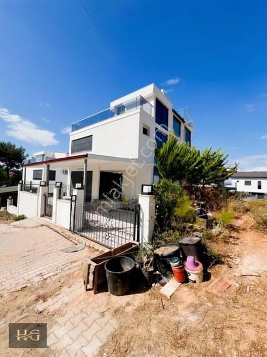 Urla Kalabak Mah. Butik Site İçerisinde Satılık 3+1 Villa — fotoğraf 2