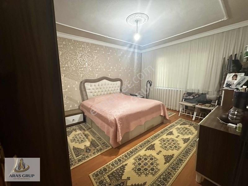 Satılık Müstakil 3 Daireli Ve Bahçeli Bina — fotoğraf 14