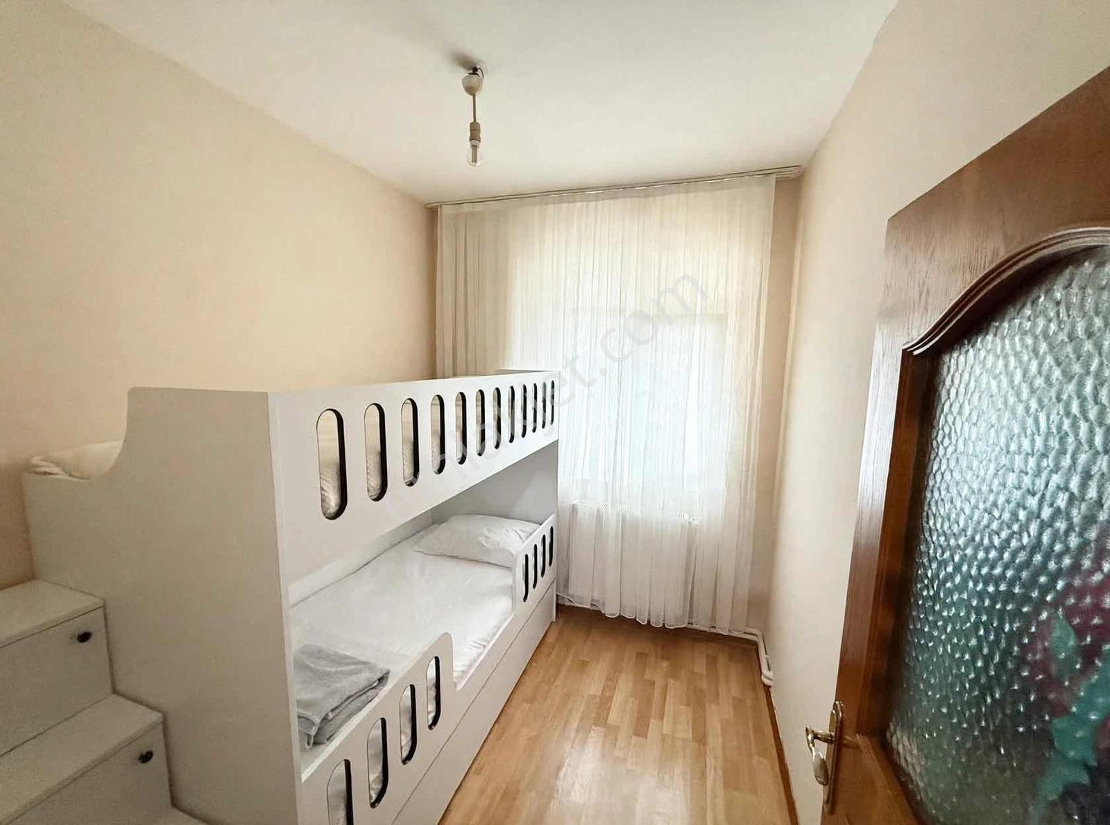 Yavuz Selim'de Perşembe Pazarına 2.parsel Yüksek Arsa Paylı 2+1 — fotoğraf 17