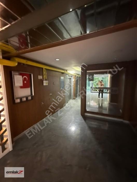 Emlak Z' Den ⫸ Ｆｉｒｓａt⫸ Site İçi Havuzlu 1+1 Satılık Daire — fotoğraf 3