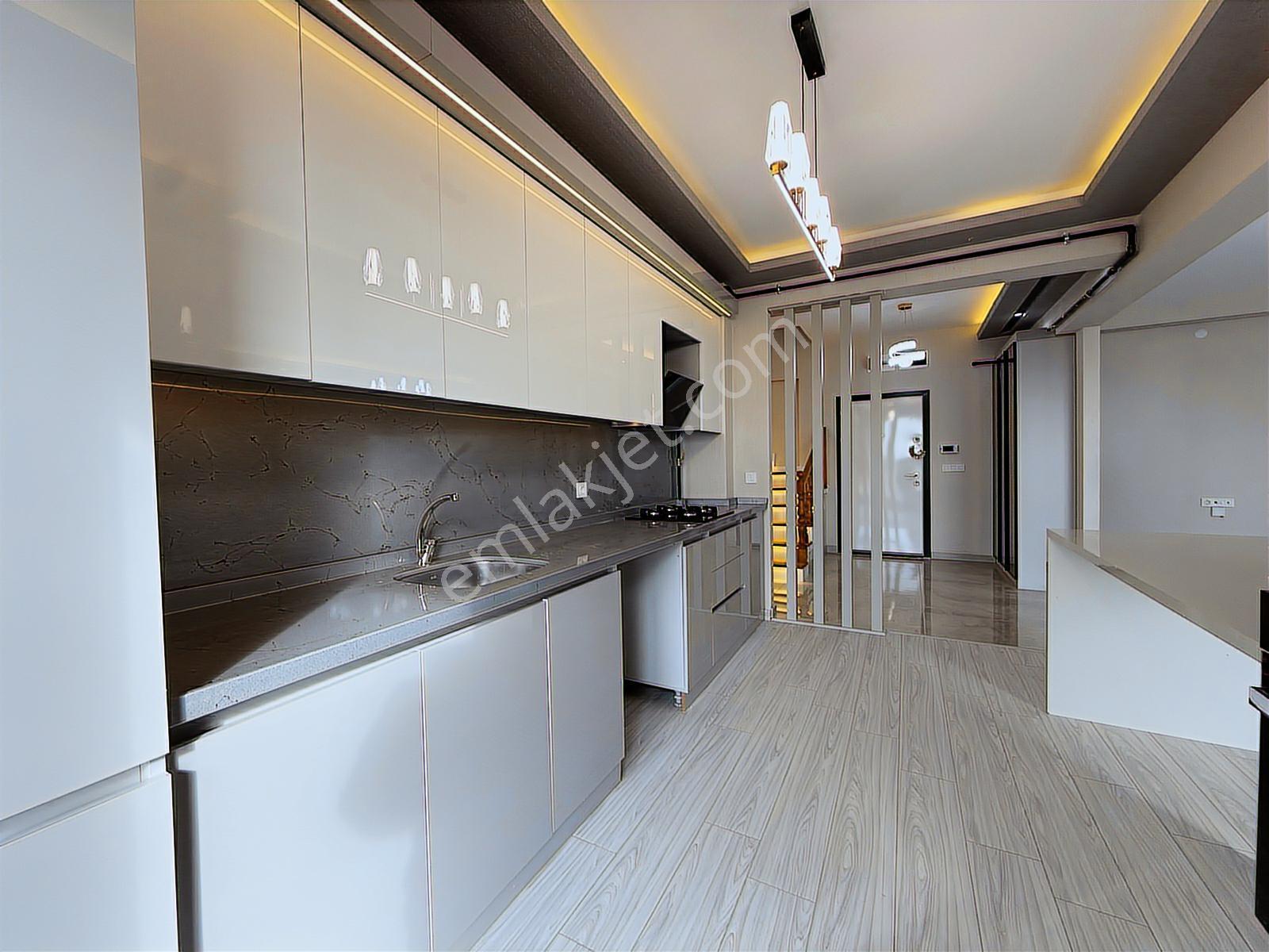 Kuzey'den Pursaklar Merkez'de 5+2 Ultra Lüx Sıfır Asansörlü Da. — fotoğraf 3