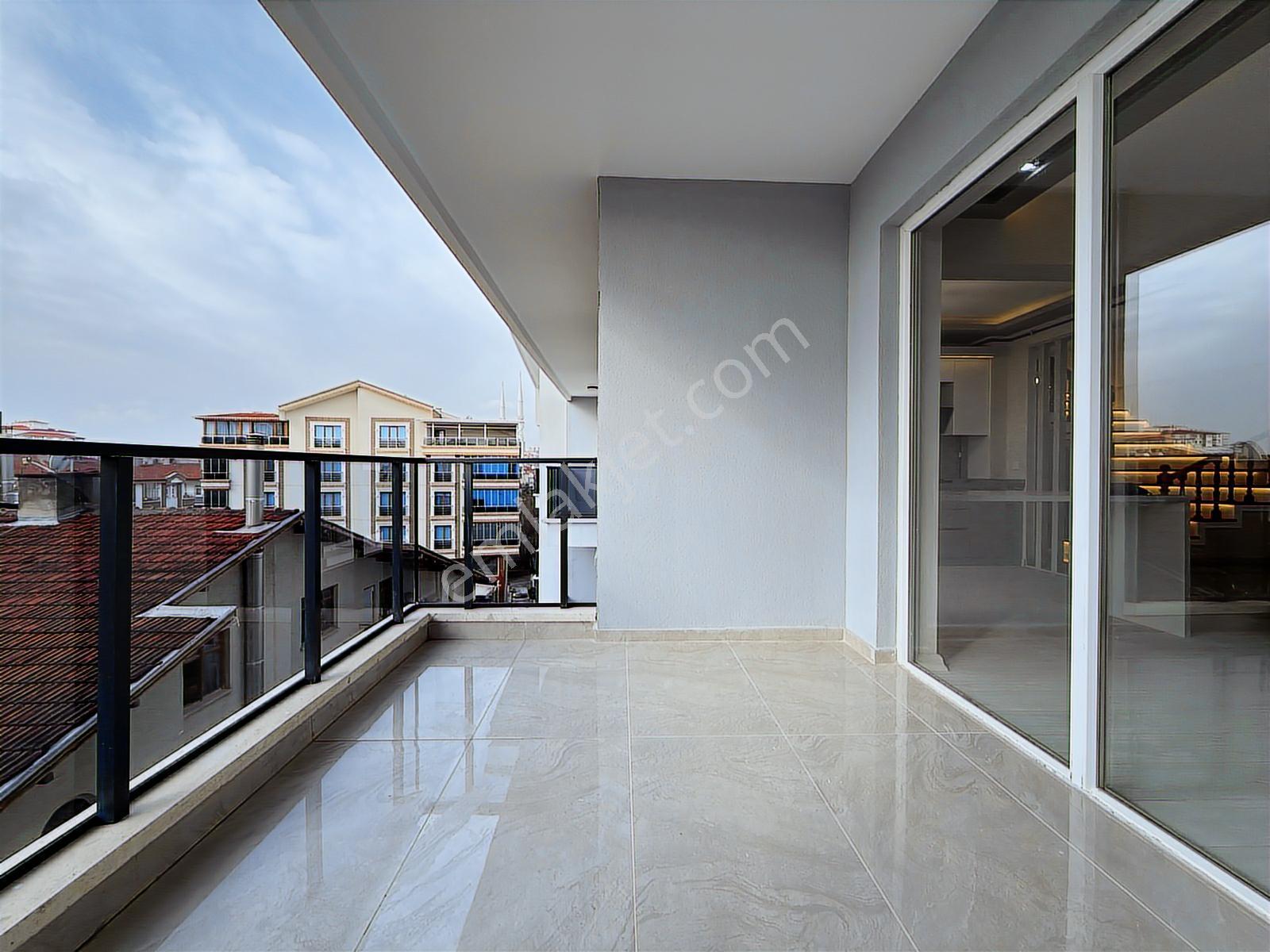 Kuzey'den Pursaklar Merkez'de 5+2 Ultra Lüx Sıfır Asansörlü Da. — fotoğraf 11
