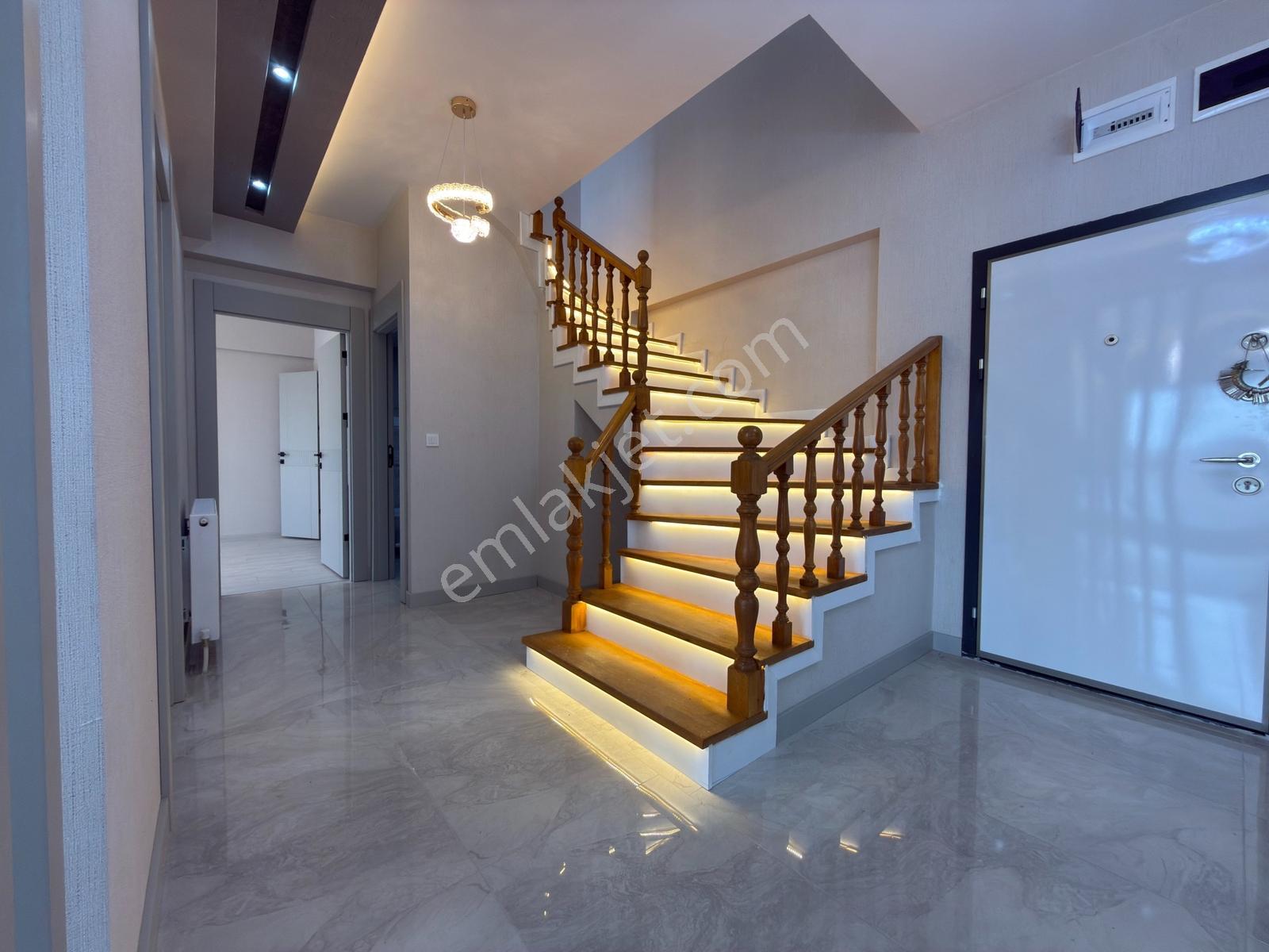 Kuzey'den Pursaklar Merkez'de 5+2 Ultra Lüx Sıfır Asansörlü Da. — fotoğraf 21