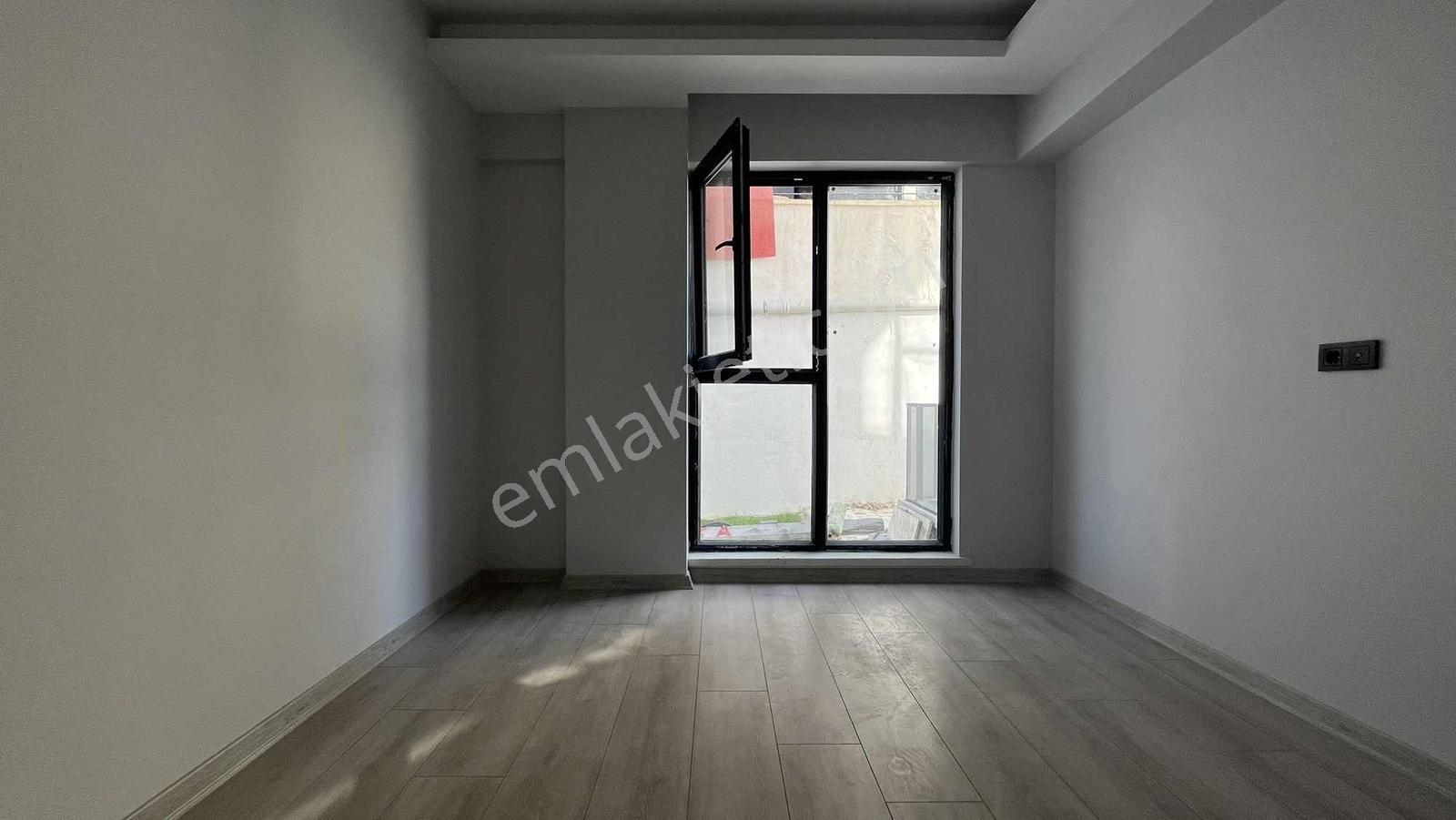 İncek'te /bahçe Kullanımlı/ Bulvar Dibi/ Sıfır 2+1 Daire — fotoğraf 18
