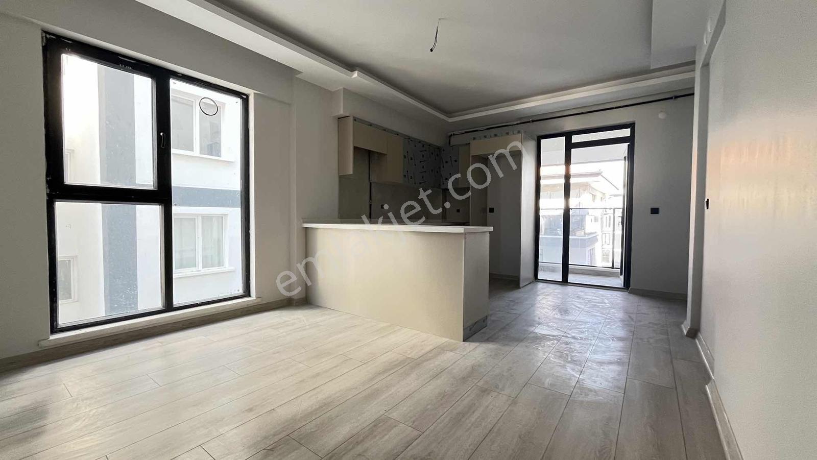 İncek'te /bahçe Kullanımlı/ Bulvar Dibi/ Sıfır 2+1 Daire — fotoğraf 23