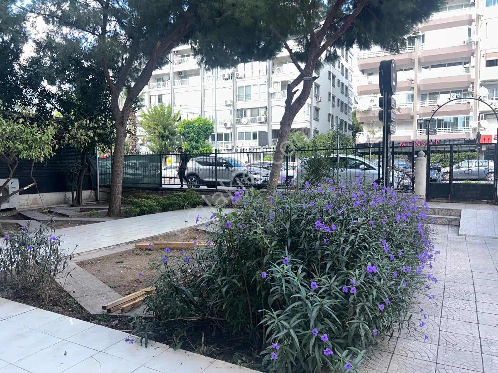 Karşıyaka Atatürk Bulvarı Üzerinde, Çift Cephe, Satlık Boş 3+1 — fotoğraf 24