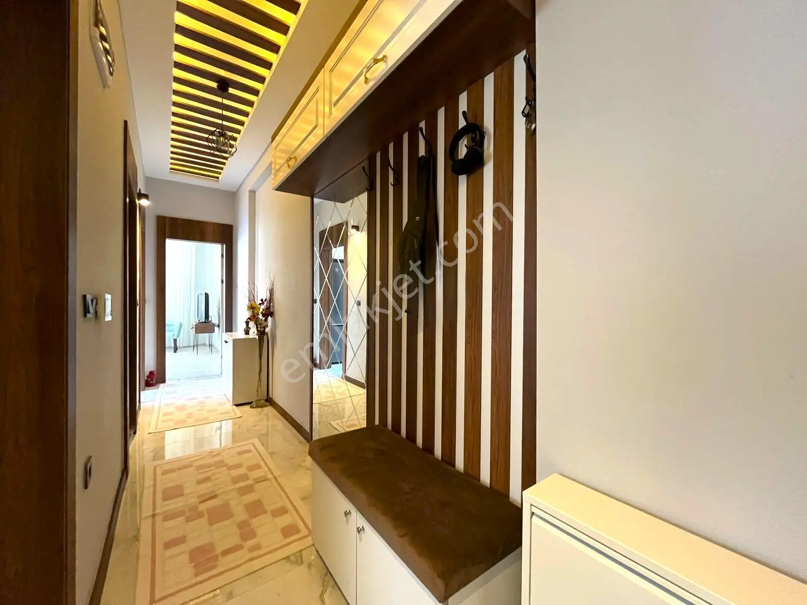 Yetkili Gümüş'den Akçayın En Nezih Konumunda Manzaralı Arakat Lux 2+1 Daire! — fotoğraf 5