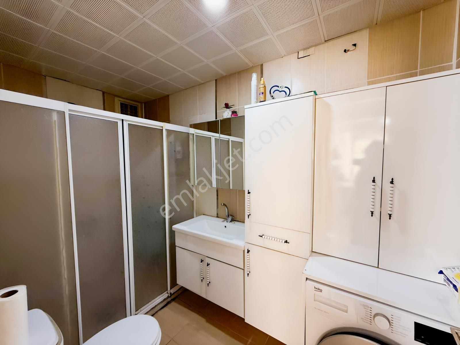 Millet Bahçesi Civarı Acil Satılık Bakımlı 3+1 Daire — fotoğraf 11