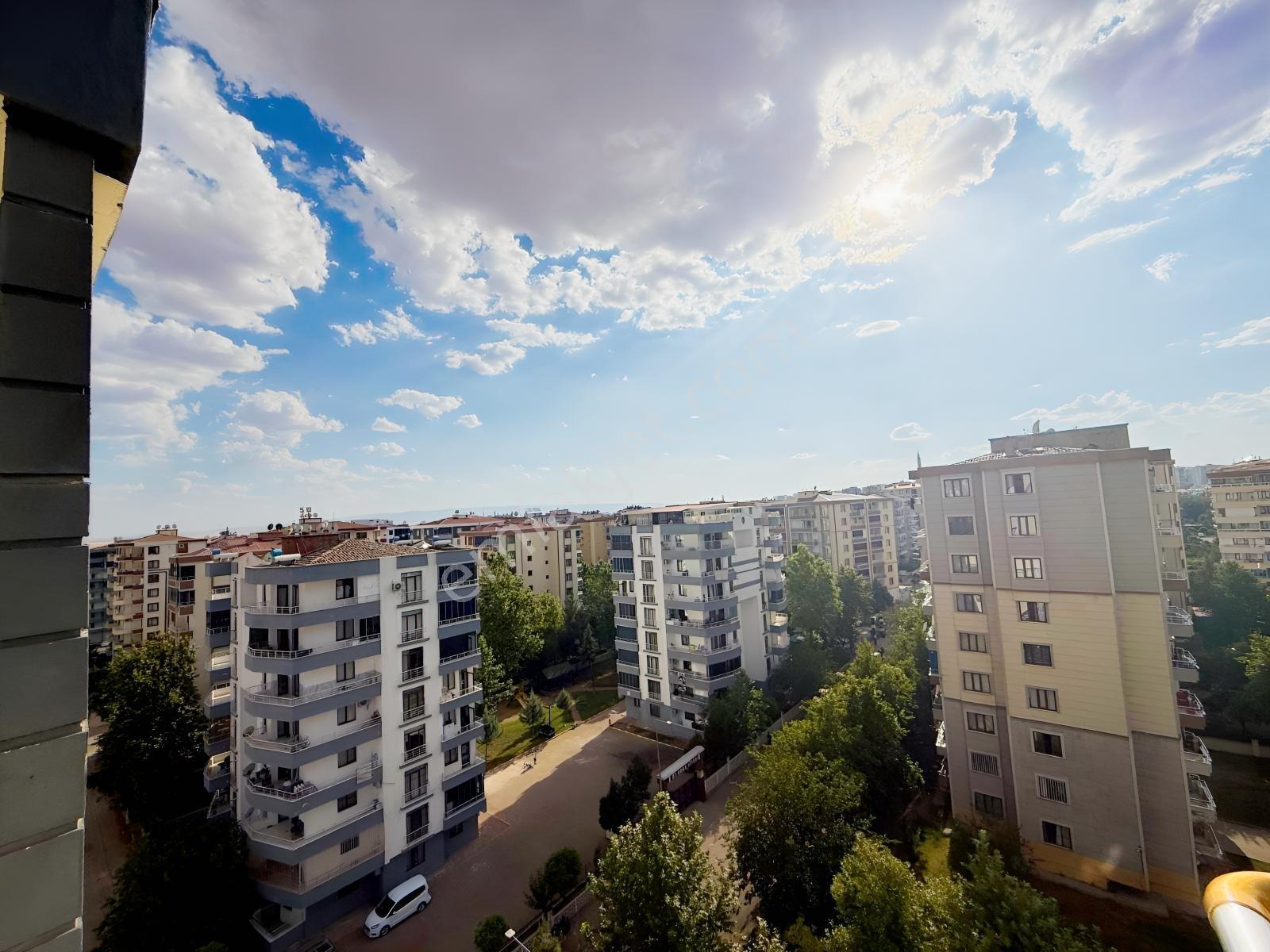 Millet Bahçesi Civarı Acil Satılık Bakımlı 3+1 Daire — fotoğraf 18