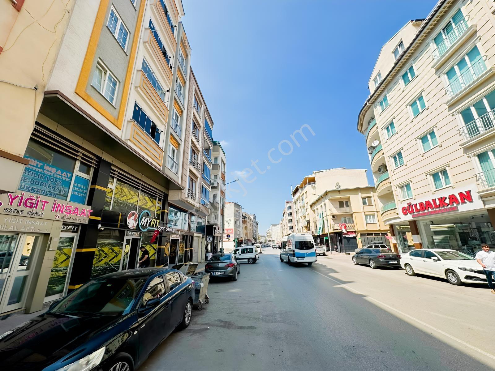 Demirtaş Cumhuriyet Mh | 20'lik Yolda Yeni Ara Kat Asansörlü 2+1 — fotoğraf 26