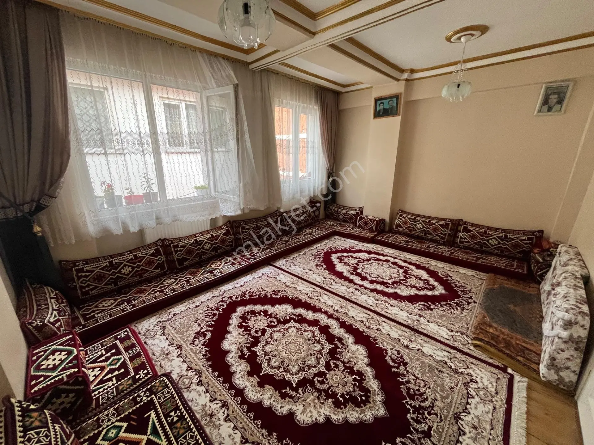 Küçükçekmece Mehmet Akif'te Teraslı 3+1 Dubleks Daire — fotoğraf 3