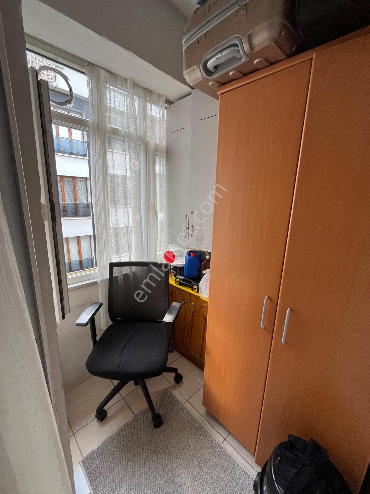 Küçükçekmece Mehmet Akif'te Teraslı 3+1 Dubleks Daire — fotoğraf 14