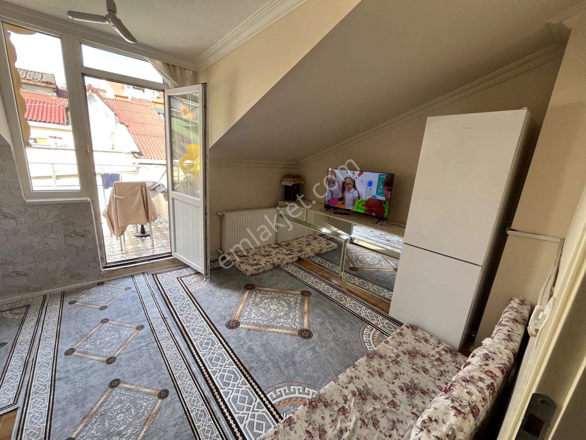 Küçükçekmece Mehmet Akif'te Teraslı 3+1 Dubleks Daire — fotoğraf 19