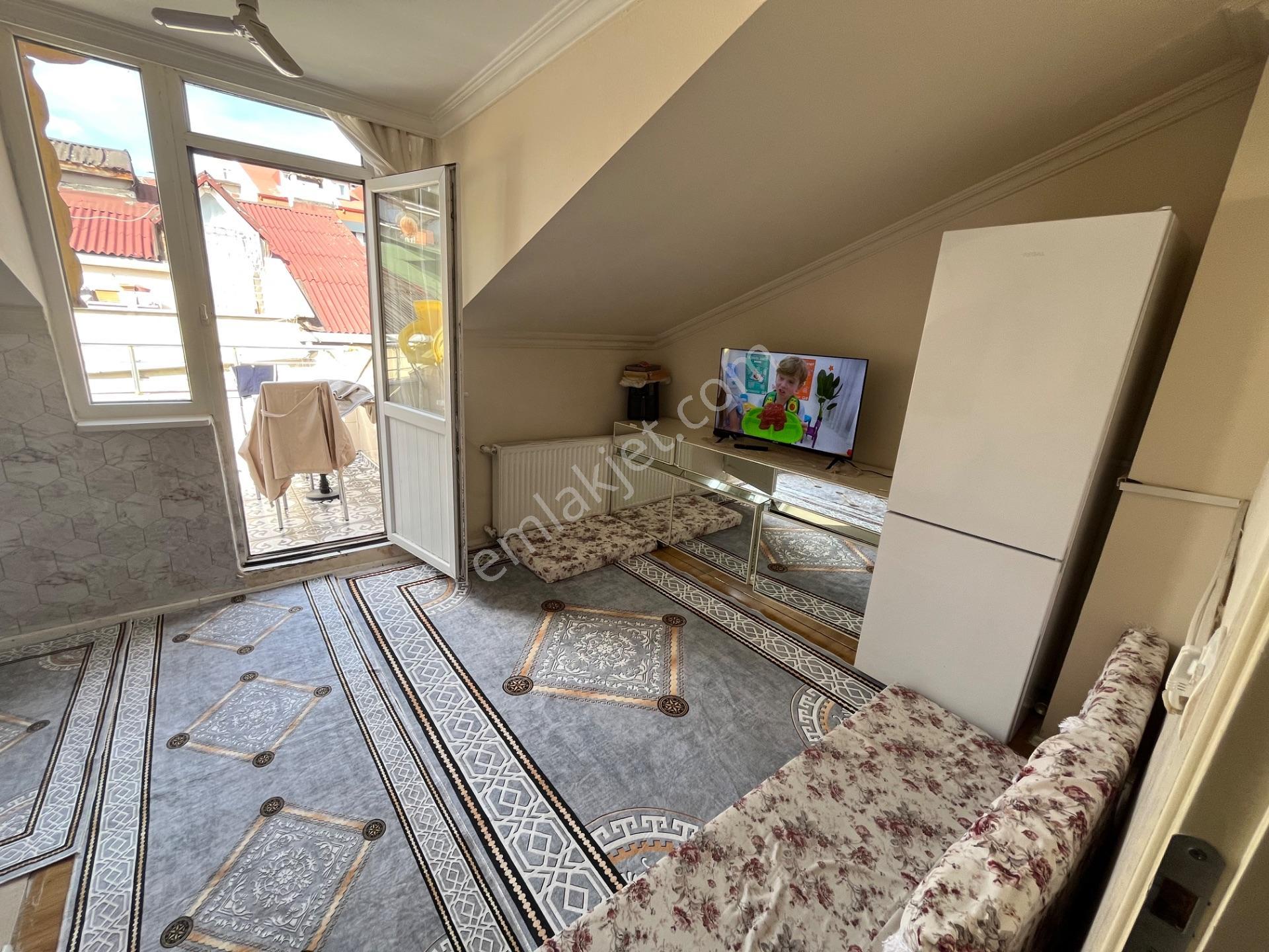Küçükçekmece Mehmet Akif'te Teraslı 3+1 Dubleks Daire — fotoğraf 20