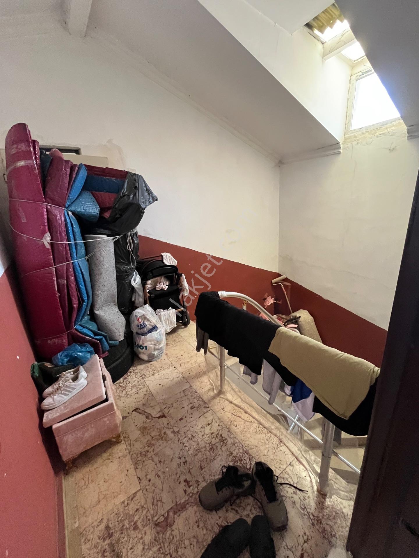Küçükçekmece Mehmet Akif'te Teraslı 3+1 Dubleks Daire — fotoğraf 26