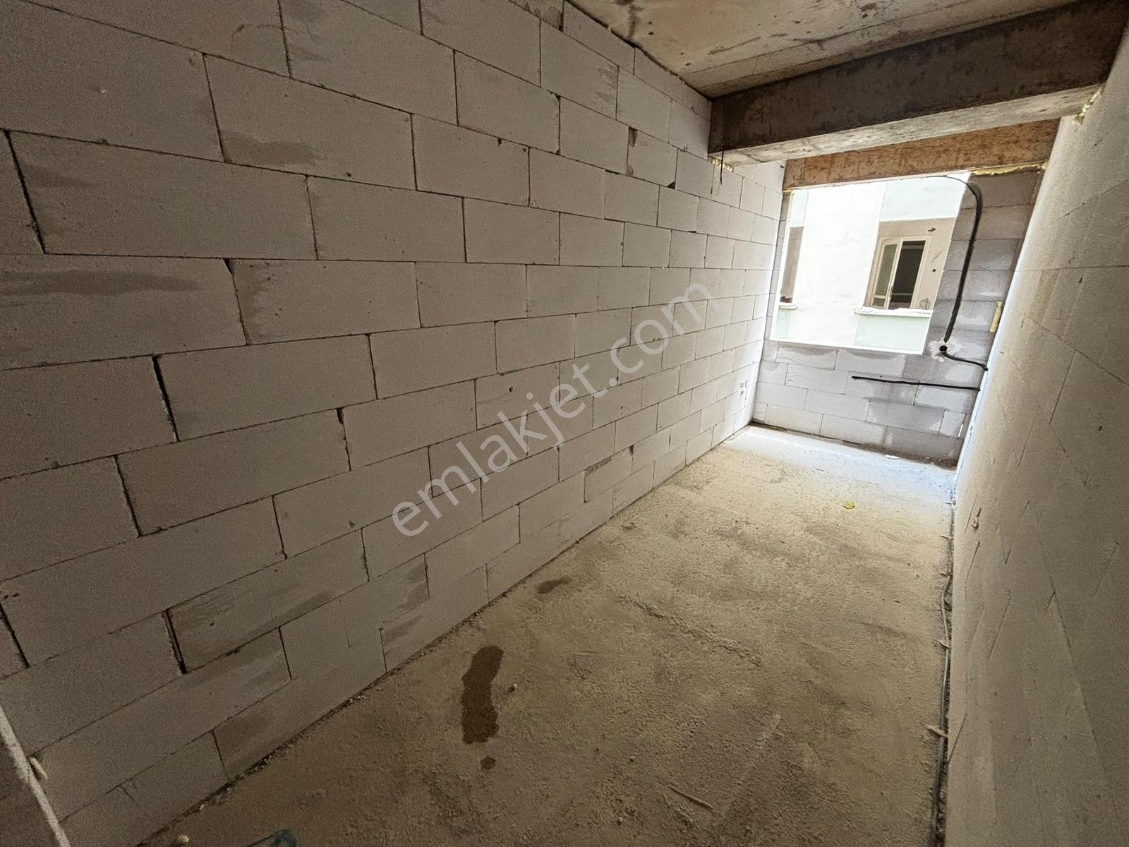Yatırım'dan Çamlıkta Sahile 2 Dk Mesafede Ara Kat Sıfır 2+1 — fotoğraf 16