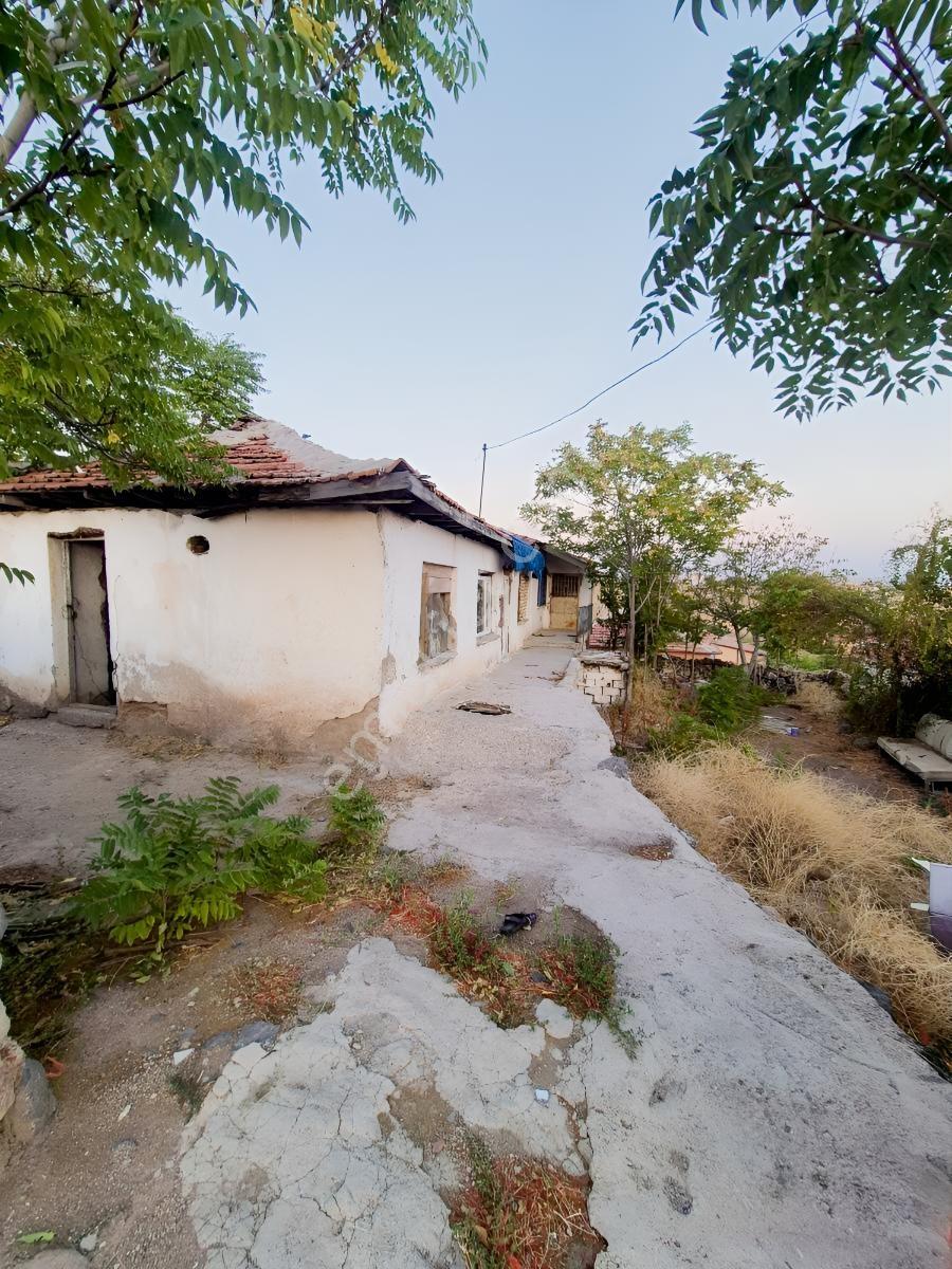 M.akìf Mah. 343m2 / 2 Kat Emsal Önü Açık Manzaralı Köşe Parsel — fotoğraf 2