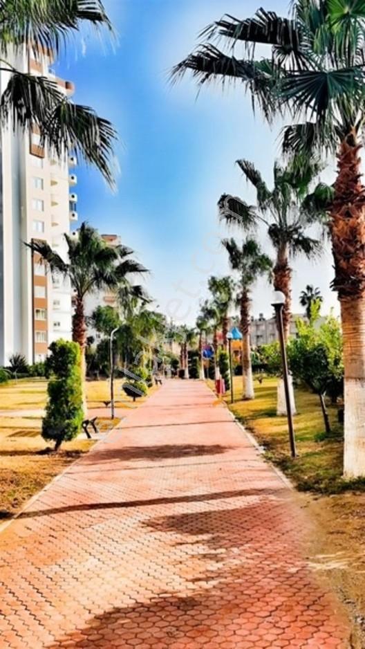 Çeşmeli De Denize Yürüme Mesafesinde Site İçi Ara Kat 2+1 — fotoğraf 5