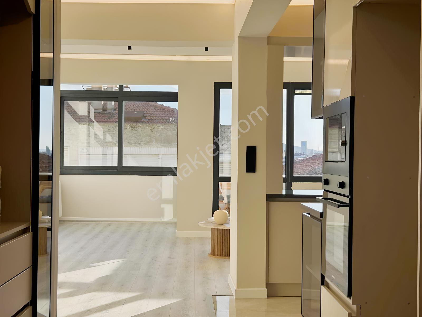 Msg'den Mithatpaşa Cadde Yakını Deniz Gören Arakat 3+1 Lüx Daire — fotoğraf 27