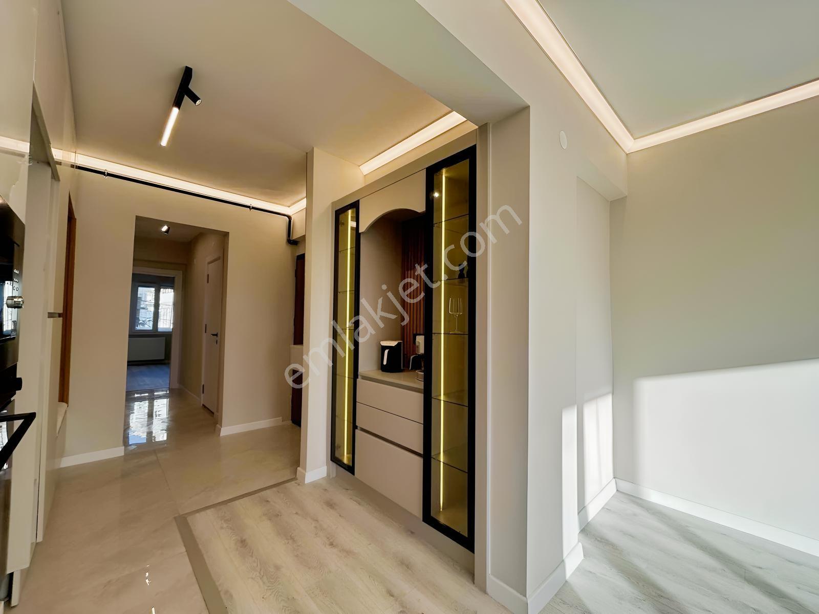 Msg'den Mithatpaşa Cadde Yakını Deniz Gören Arakat 3+1 Lüx Daire — fotoğraf 32