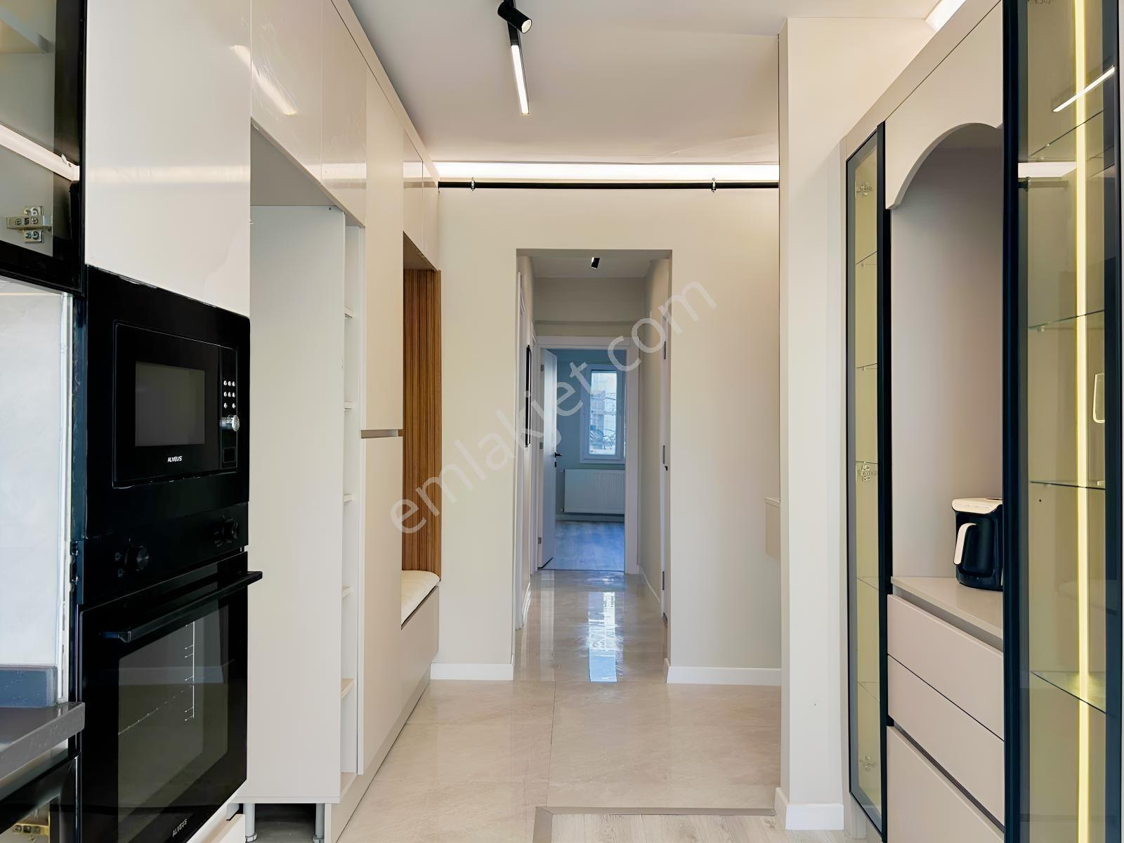 Msg'den Mithatpaşa Cadde Yakını Deniz Gören Arakat 3+1 Lüx Daire — fotoğraf 34