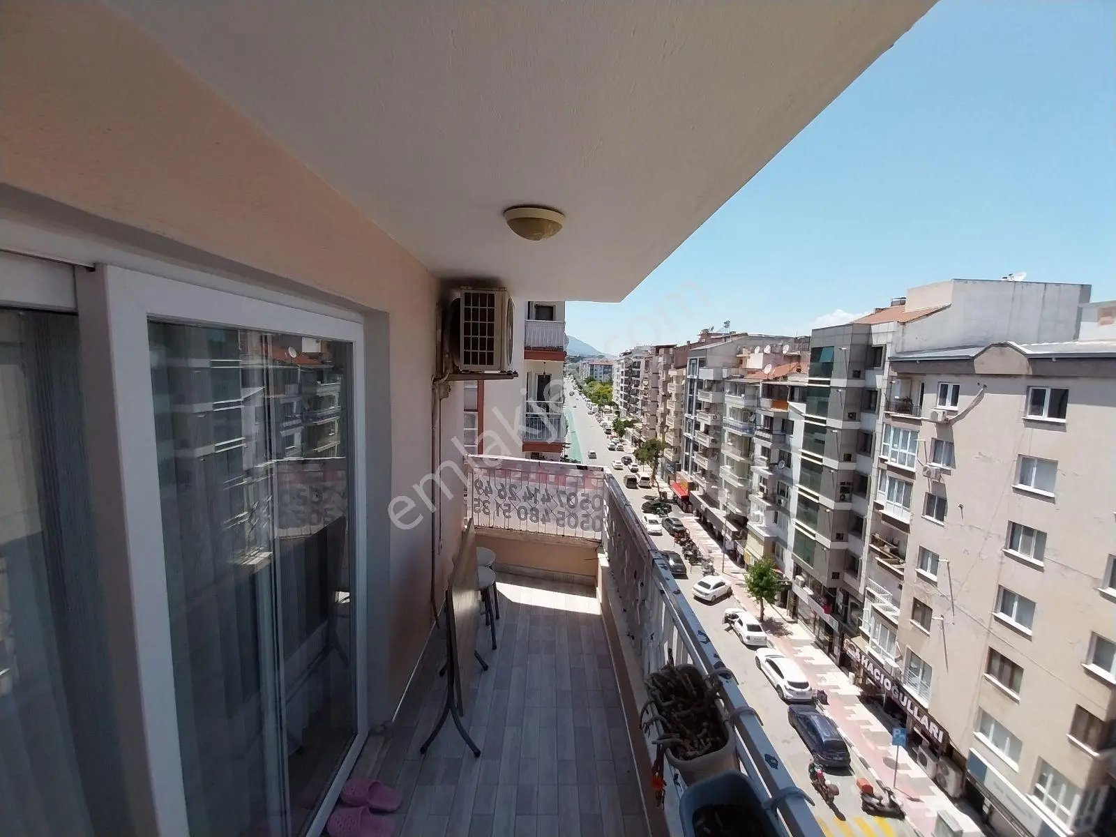 Malta'da Cadde Üzerinde Satılık Arakat Asansörlü 3+1 Daire — fotoğraf 5
