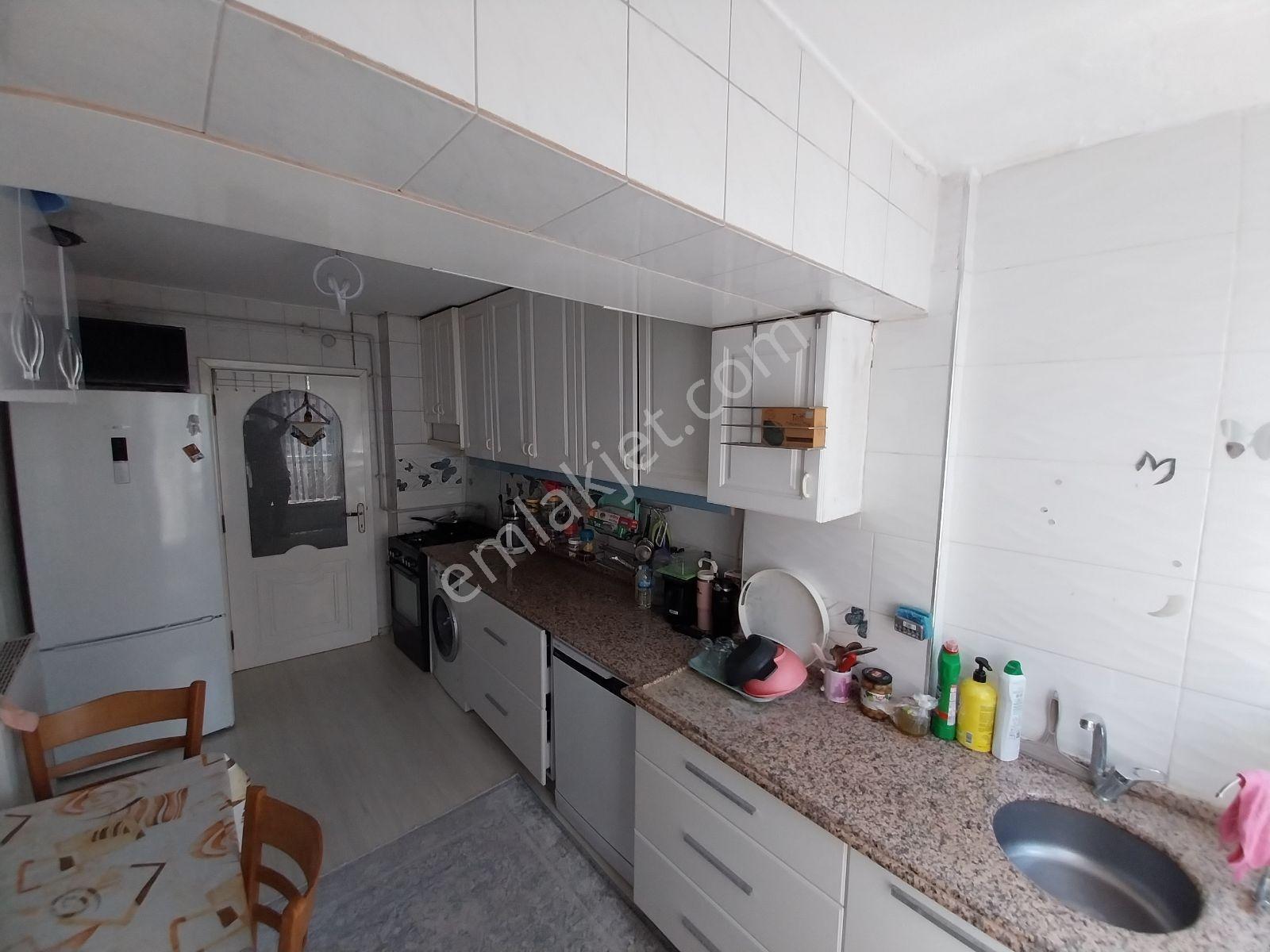 Malta'da Cadde Üzerinde Satılık Arakat Asansörlü 3+1 Daire — fotoğraf 12