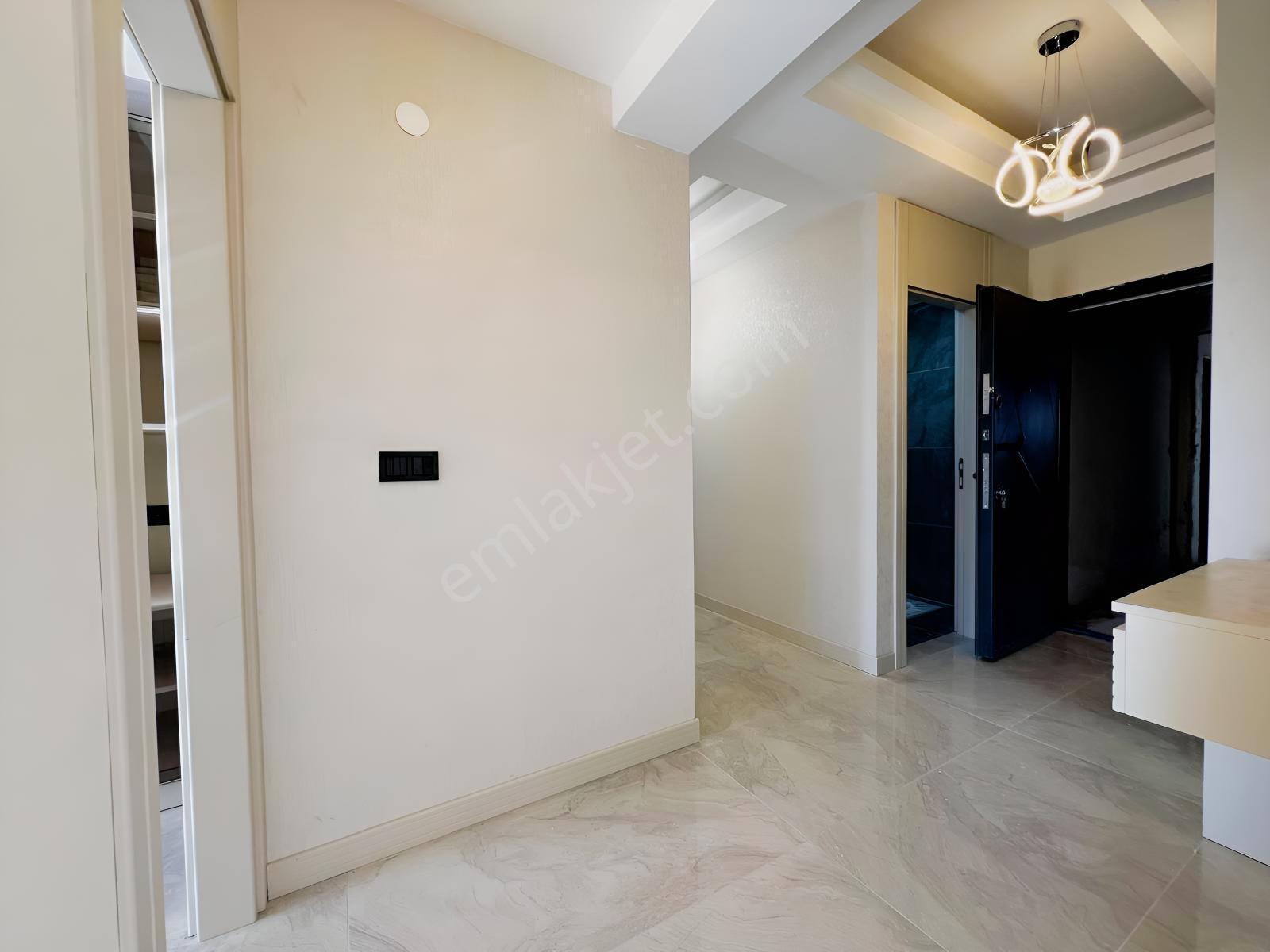 Cezaevi Karşısı Çeysa Goldhanda Havuzlu 2.5+1 Lüks Daire — fotoğraf 9