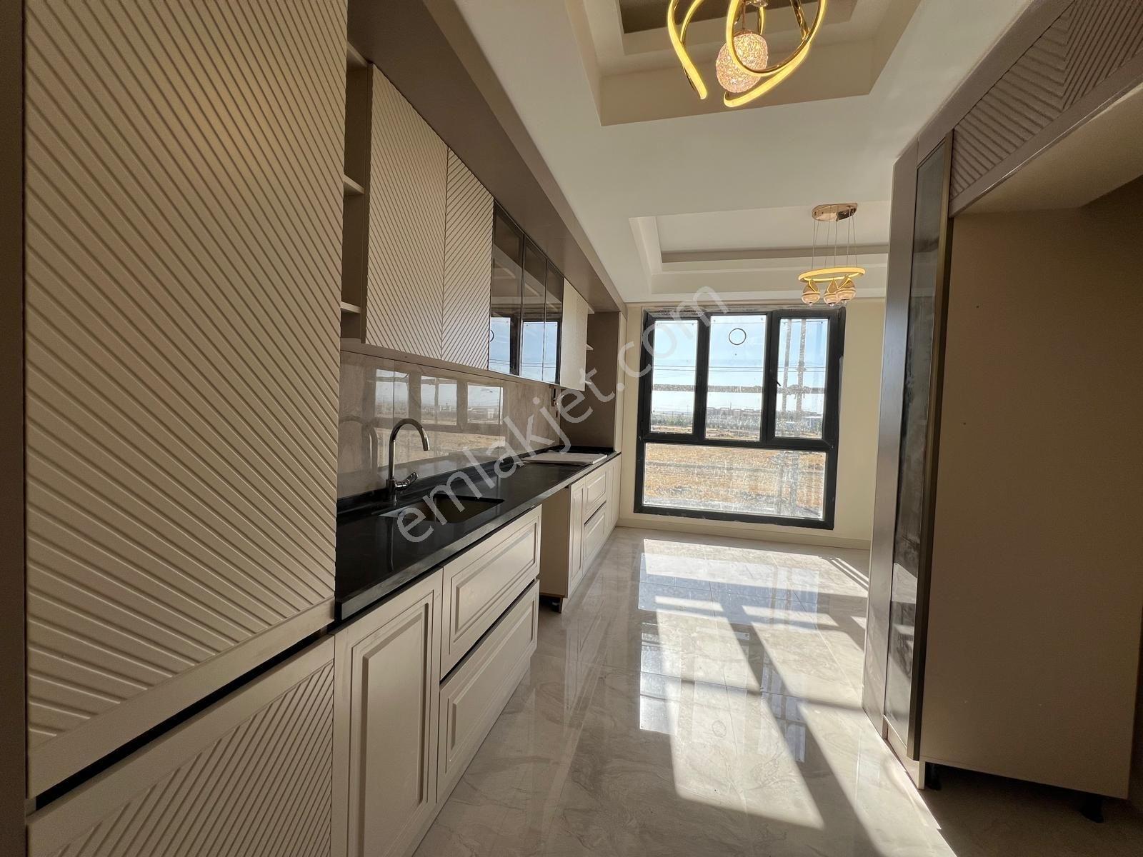 Yeni Cezaevi Karşısı Çeysa Goldhan Havuzlu 2.5+1 Lüks Daire — fotoğraf 6