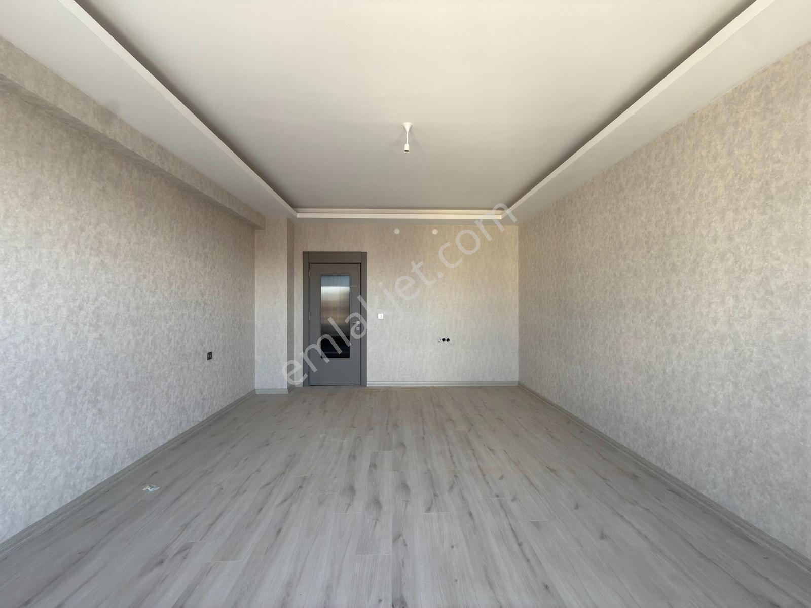 Kuzey'den 3+1 Site'de Fen Lisesi Mevkisinde Ara Kat Sıfır Daire — fotoğraf 12