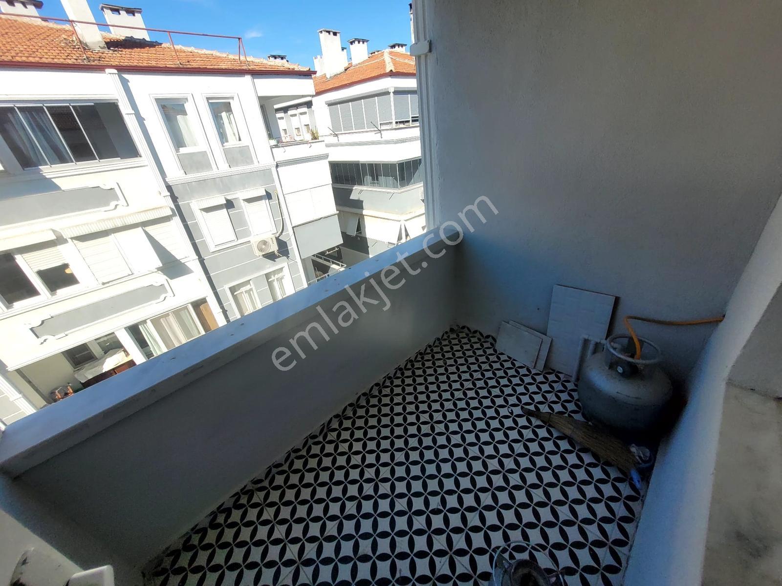 Edremit Zeytinli Köyü'nde Eşyalı Masrafsız Satılık 2+1 Daire — fotoğraf 24